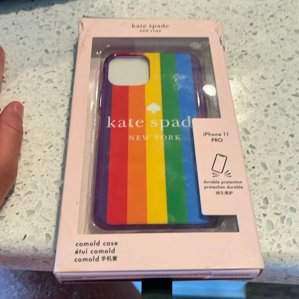 Used Kate spade iPhone 11 case